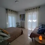 La Dimora Degli Artisti Bed and breakfast 3*