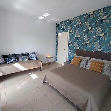La Dimora Degli Artisti Bed & Breakfast Pescara
