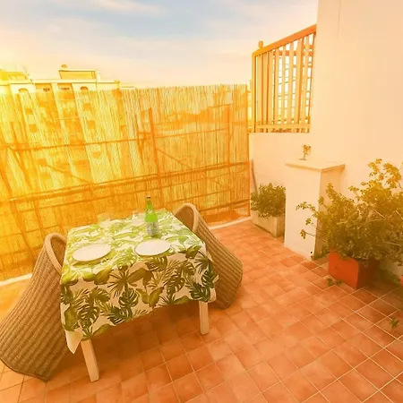 Bed and breakfast La Dimora Degli Artisti 3*