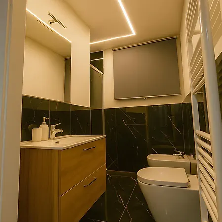 Bed & Breakfast La Dimora Degli Artisti 3*